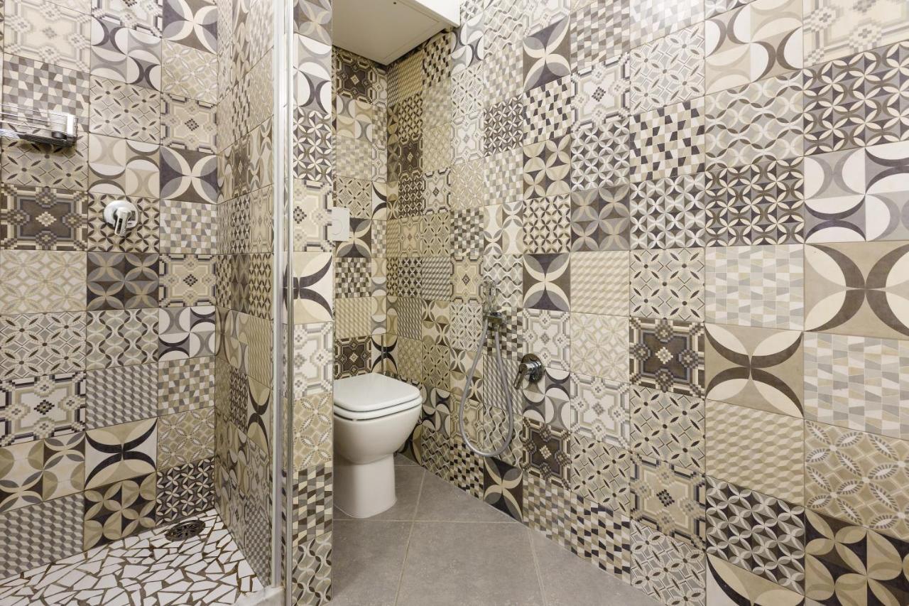 White Stylish Apartment 3 维克艾库塞 外观 照片