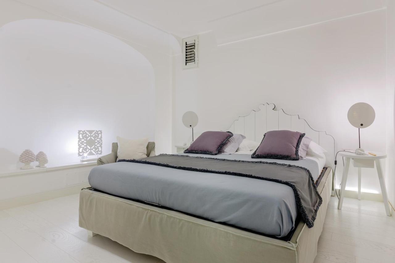 White Stylish Apartment 3 维克艾库塞 外观 照片